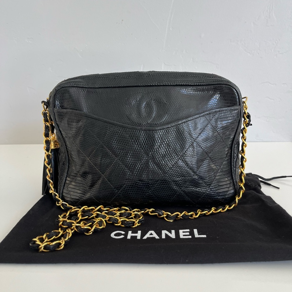 Auth VTG CHANEL Lizard Skin Shoulder Bag